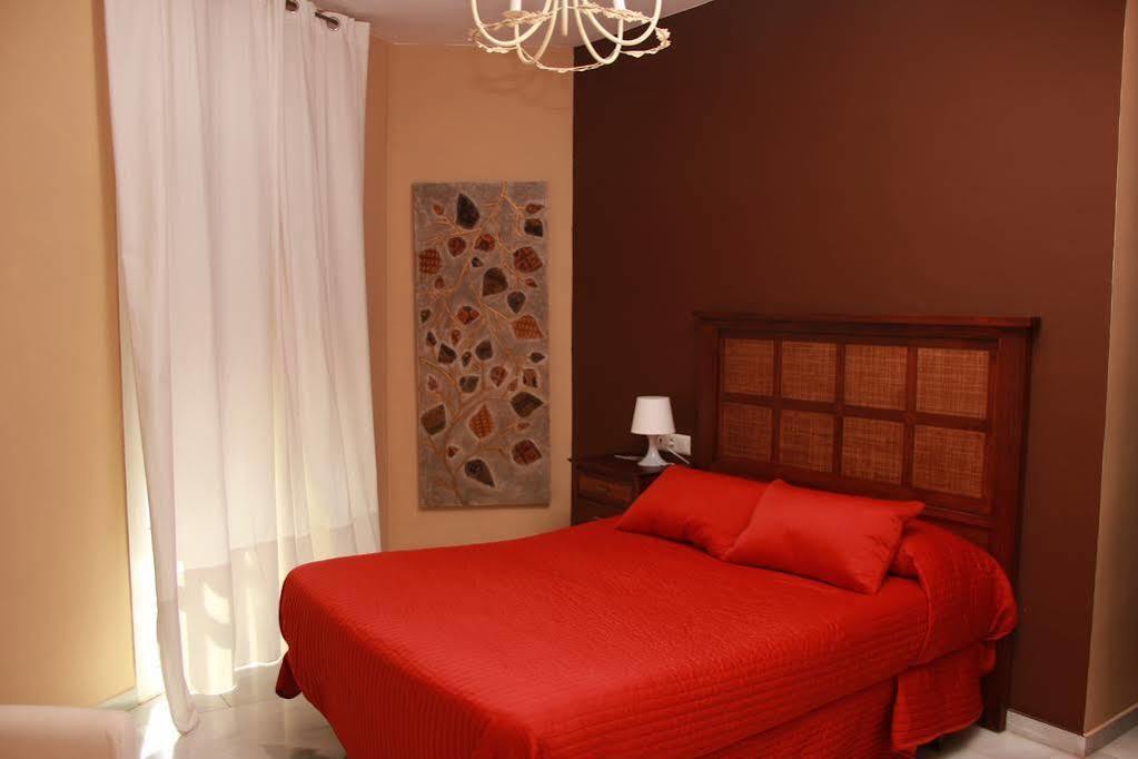 Hostal Tilos Malaga Ngoại thất bức ảnh