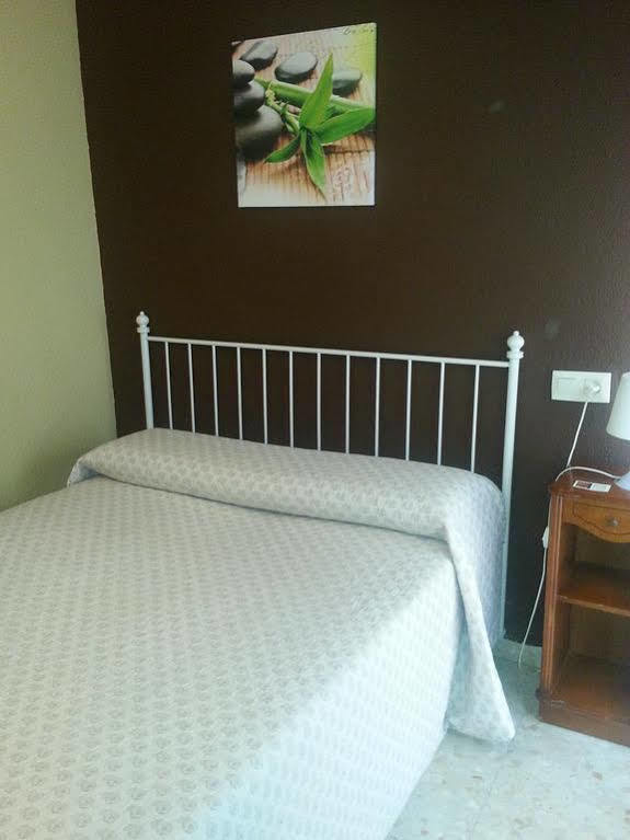 Hostal Tilos Malaga Ngoại thất bức ảnh
